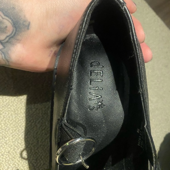 Delia’s creeper heels - Picture 5 of 7